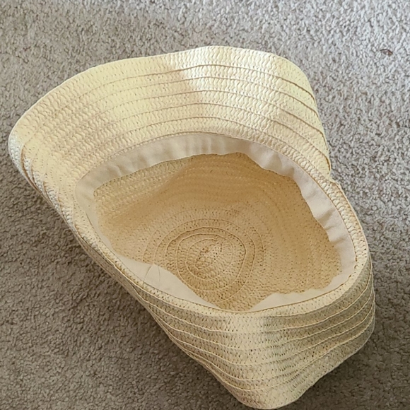 Hat - Picture 3 of 3